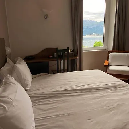 Hotel Lenno 호텔 레노