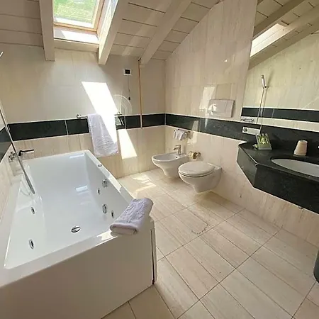 Hotel Lenno 4* 레노