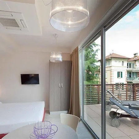 Hotel Lenno 4* Lenno