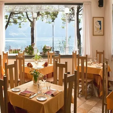 Hotel Lenno 4*
