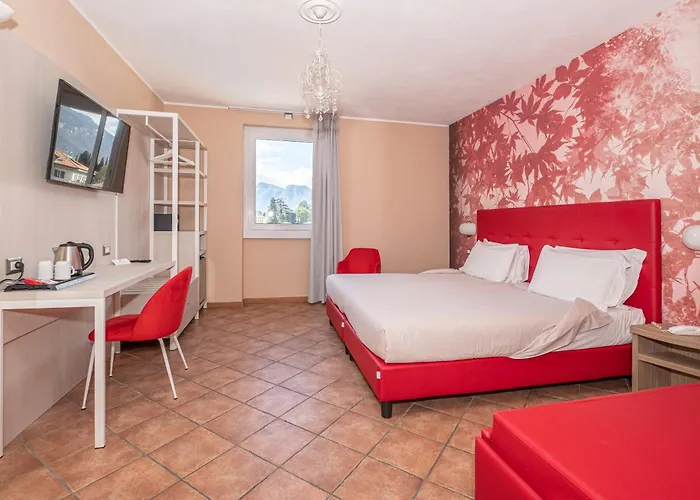 מלון Hotel Lenno