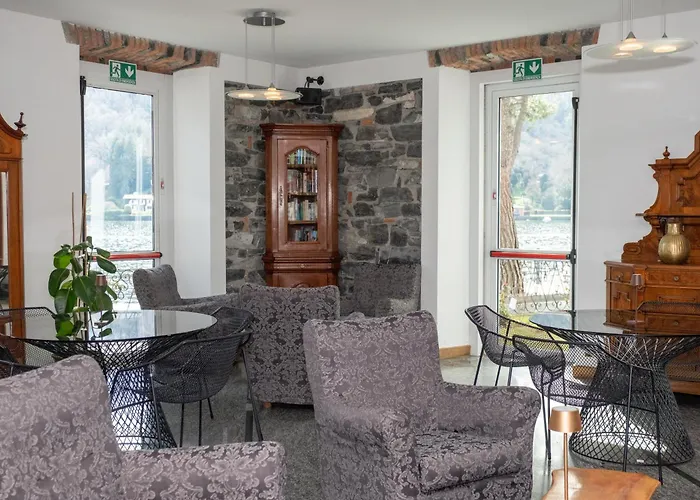 Hotel Lenno מלון 4*