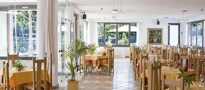 מלון Hotel Lenno